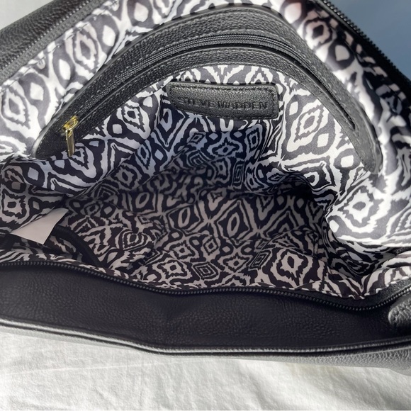 Steve Madden Crossbody Bag - Picture 5 of 9